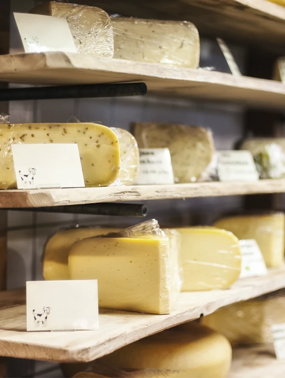 comida ipojuca pe queijos mercearia hero